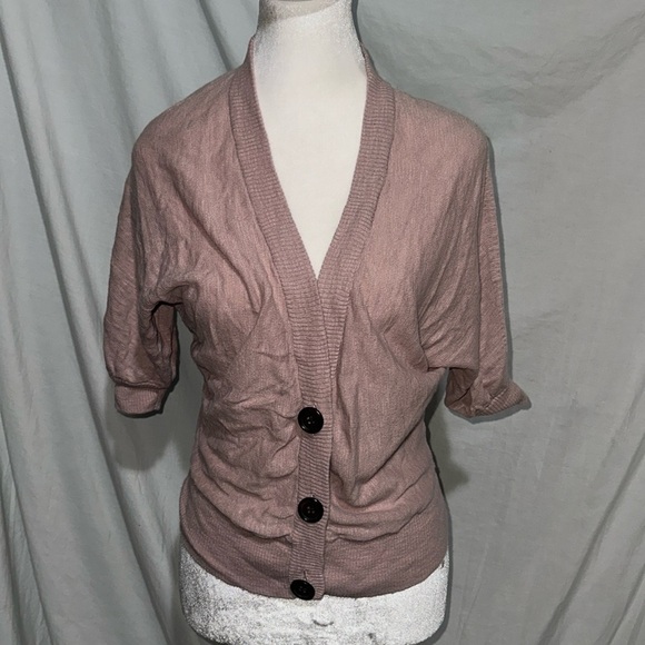 blush pink half sleeve Aerie 3 button cardigan size medium - Picture 1 of 4